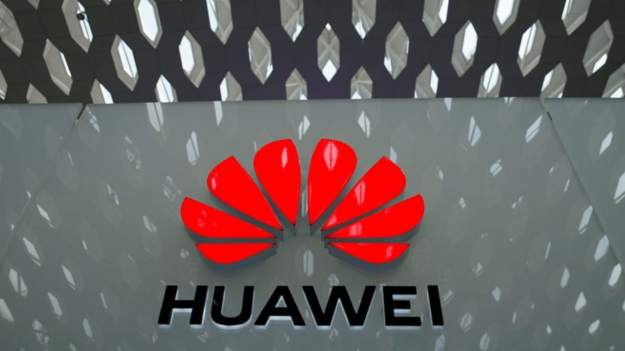 Huawei gains mobile payments license by acquiring Xunlian